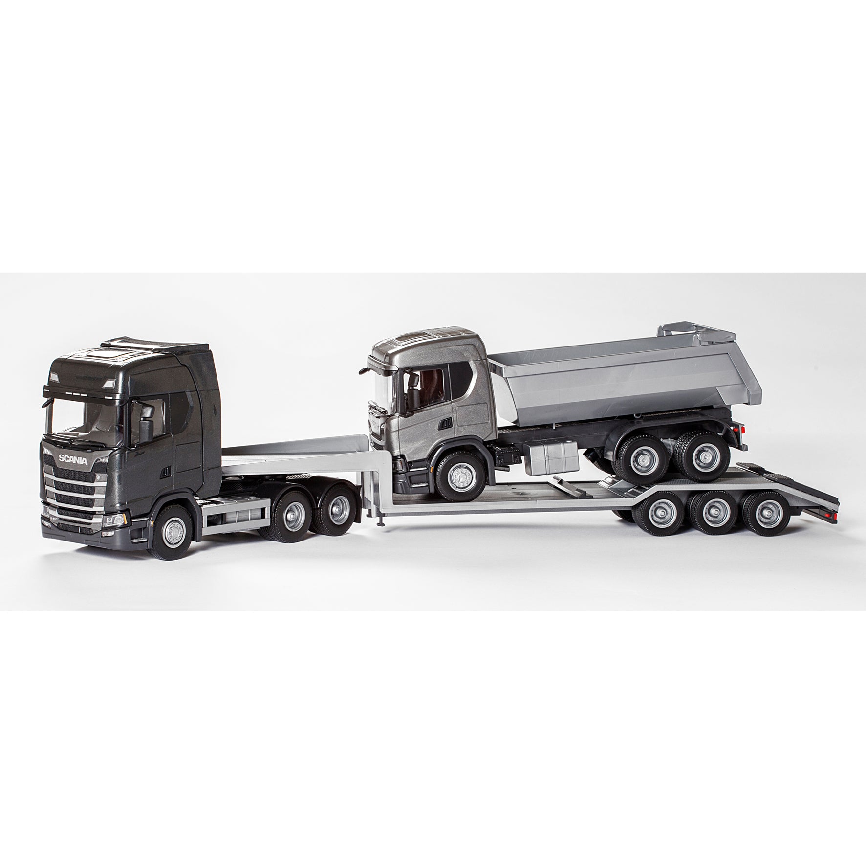 LASTARE S BLACK LOW 1:25