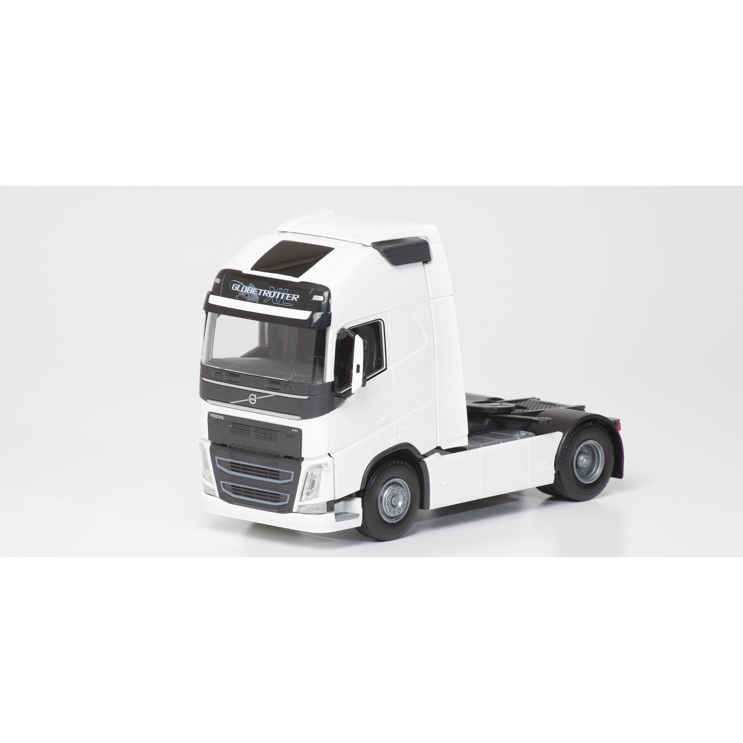 VOLVO FH16 2-AXLE TRACTOR VIT
